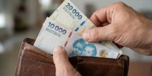 Argentina, salarios insuficientes: para 7 de cada 10 trabajadores se ‘evapora’ en dos semanas