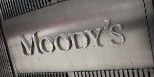 Después de S&P y Fitch, Moody’s también mejora la calificación de la deuda argentina