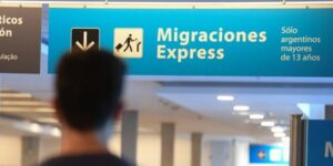 Viajes de argentinos al exterior caen 21,2% mientras Brasil y Uruguay lideran las llegadas