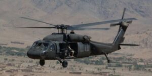 EE.UU. aprueba la posible venta de cuatro helicópteros Black Hawk a Argentina por 140 millones de dólares
