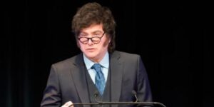 Milei niega recesión y dice que los indicadores pueden dar cualquier cosa