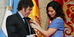 Milei llega a Madrid en plena campaña y se reunirá con Ayuso, pero no con Sánchez