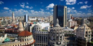 “Soy porteño”. Porque a los habitantes de Buenos Aires se les llama porteños.