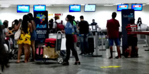 Operaciones de vuelo limitadas en Buenos Aires